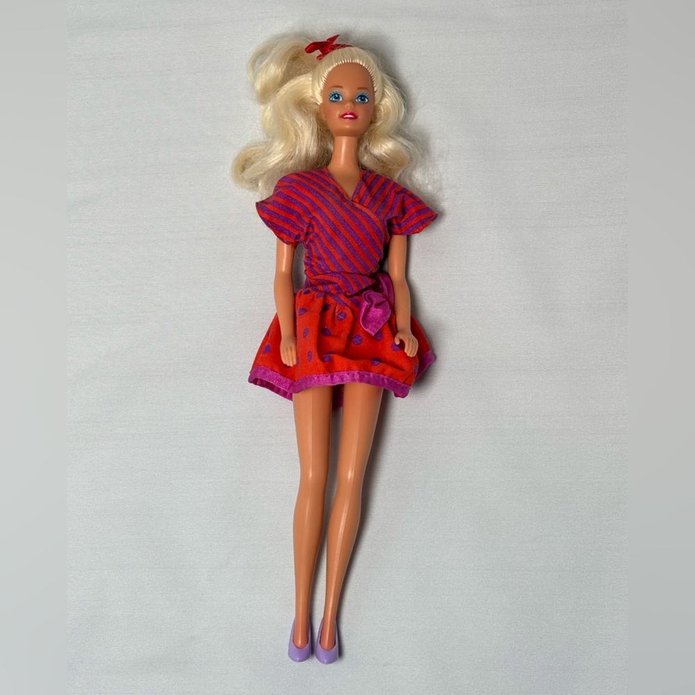 1992 Mattel Barbie Style doll 2454